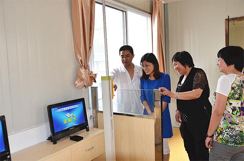 “健康小屋”中醫味兒濃 “健康小屋”中醫味兒濃